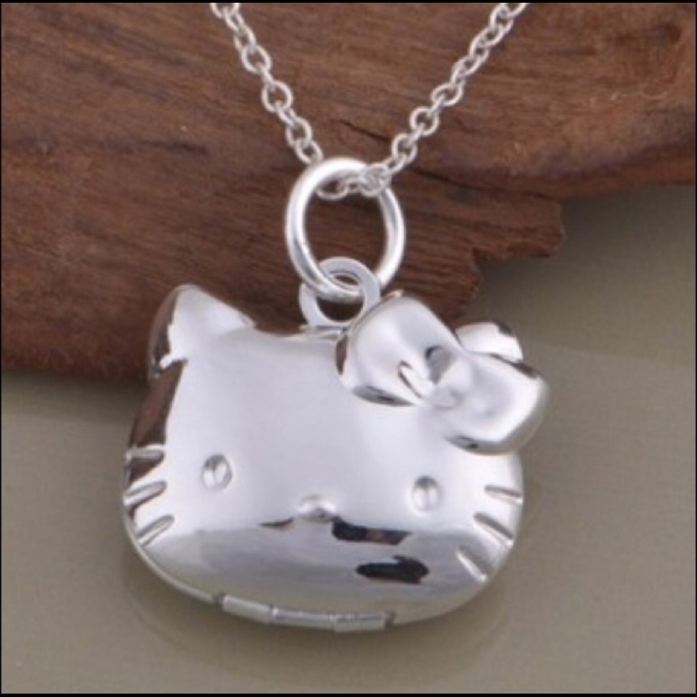 Hello Kitty Locket .925 SS / bundle and save!